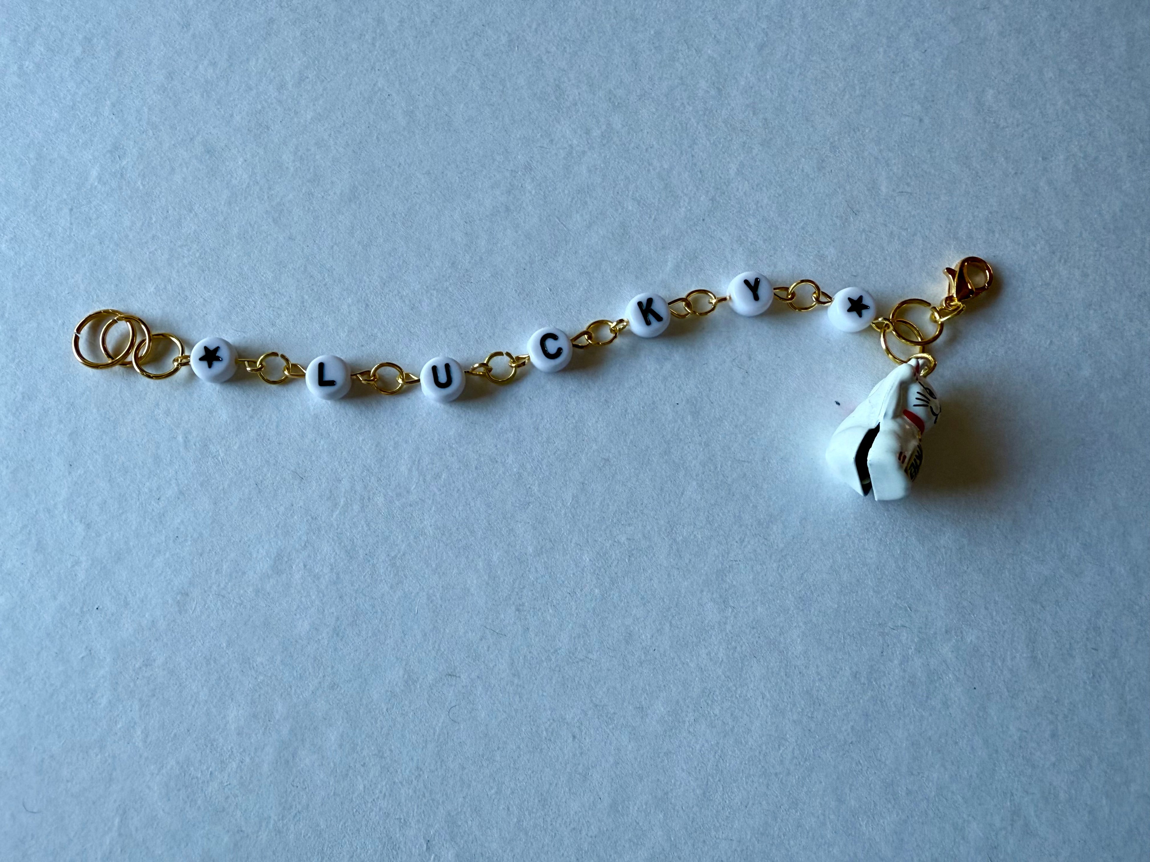 Lucky cat bell bracelet